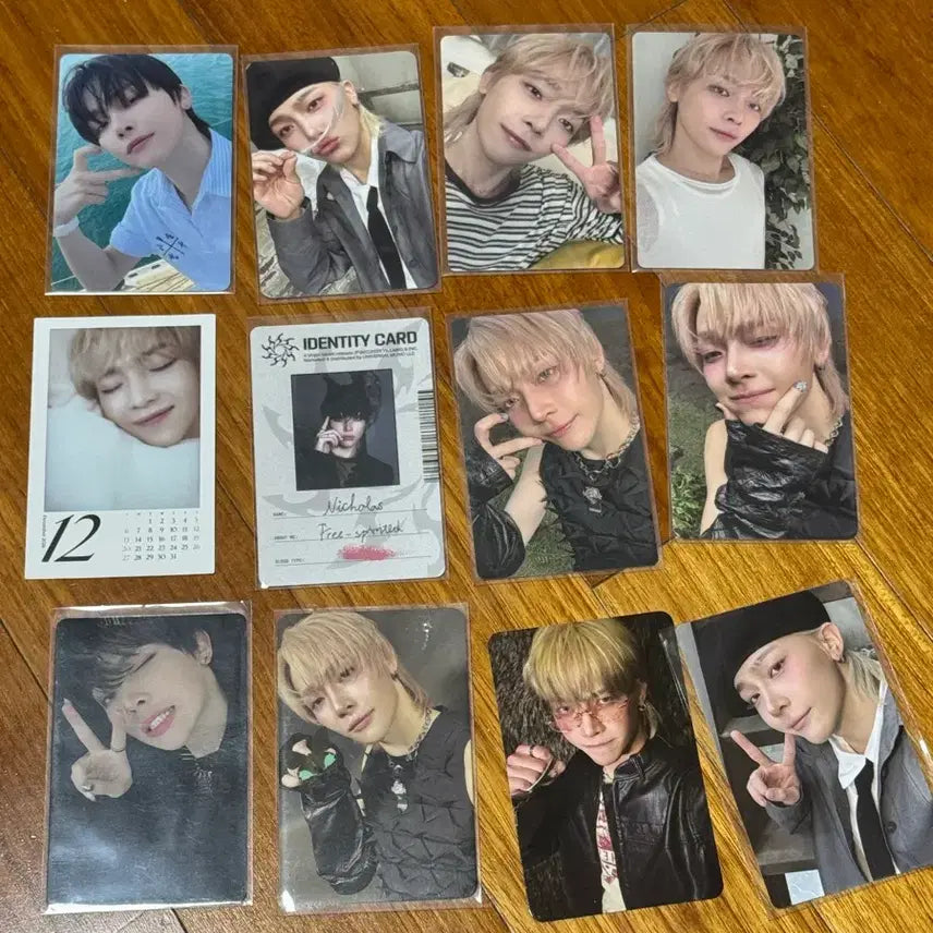 [SOLD OUT] 앤팀 니콜라스 포카 일괄