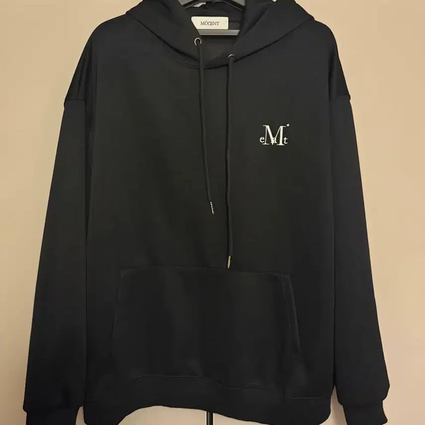 [BUNJANG] Museunnt Black Hoodie / 무센트 후드티 블랙