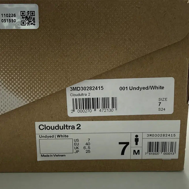 [BUNJANG] On Running Cloudultra 2 Undyed White Sneakers / (250) 온 러닝 클라우드울트라 2 언다이드 화이트