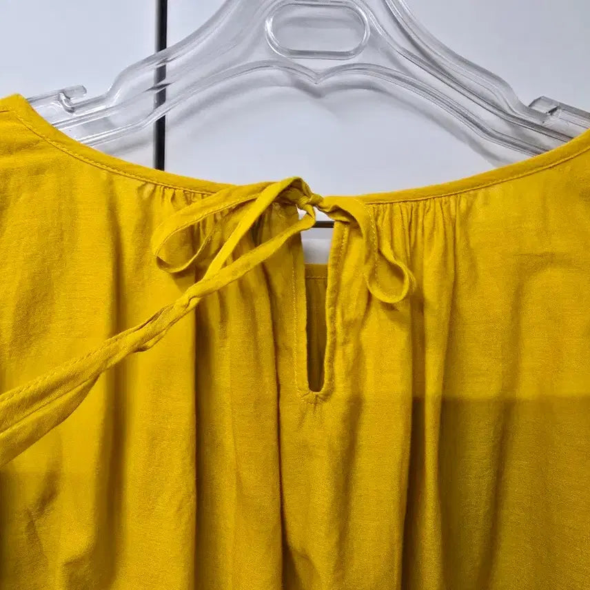[SOLD OUT] 일본수입 자수펀칭 포인트 품넓은 블라우스