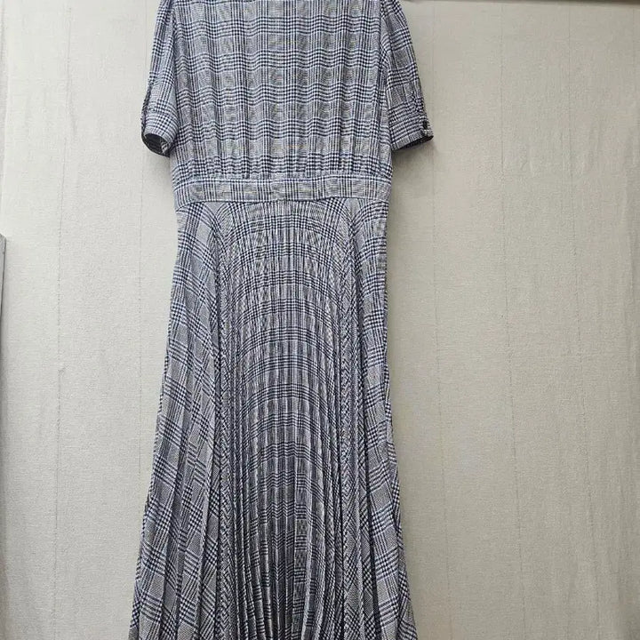 [BUNJANG] ZARA Check Pleated Long Dress / 자라  체크 플리츠롱원피스  95