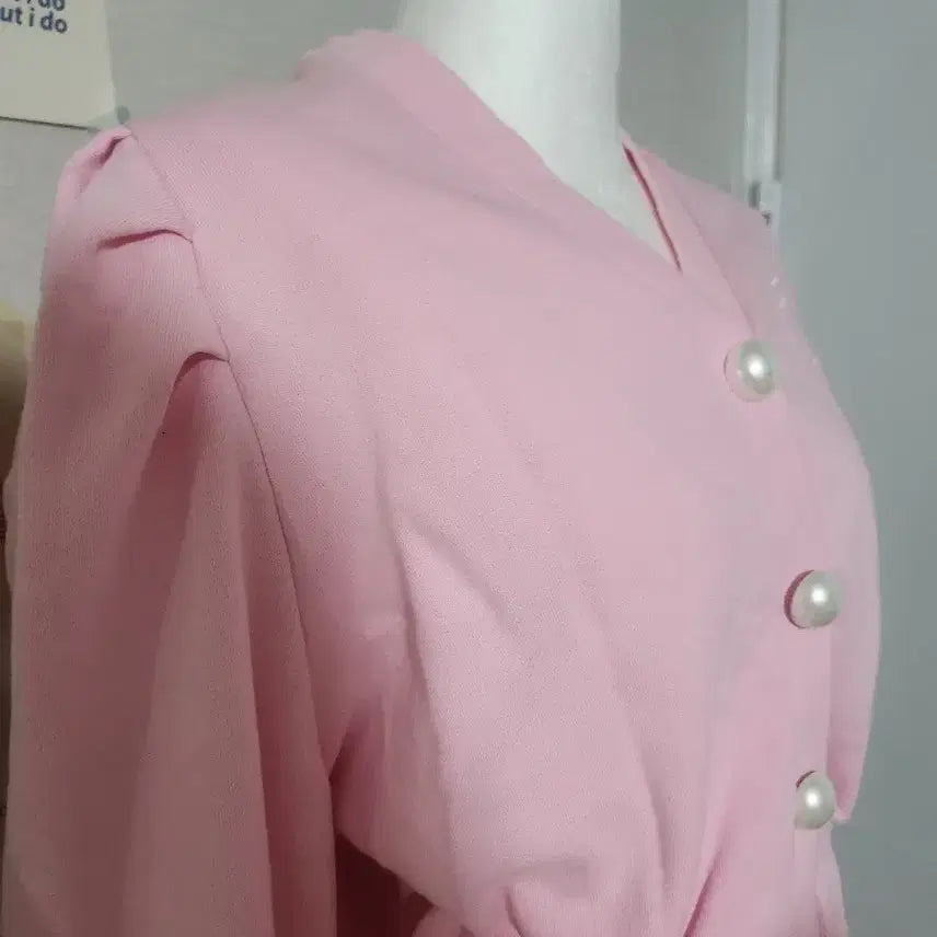 [BUNJANG] Pink Pearl Button Cardigan / 핑크 진주 단추 가디건 새상품