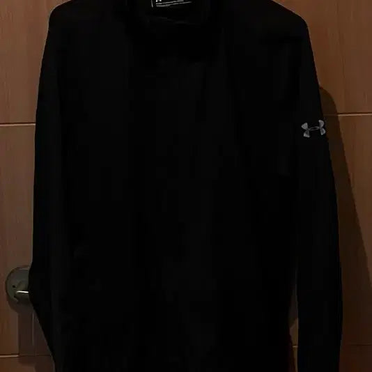 [BUNJANG] Under Armour Running Windbreaker Jacket / 언더아머 블랙 런닝 바람막이 자켓