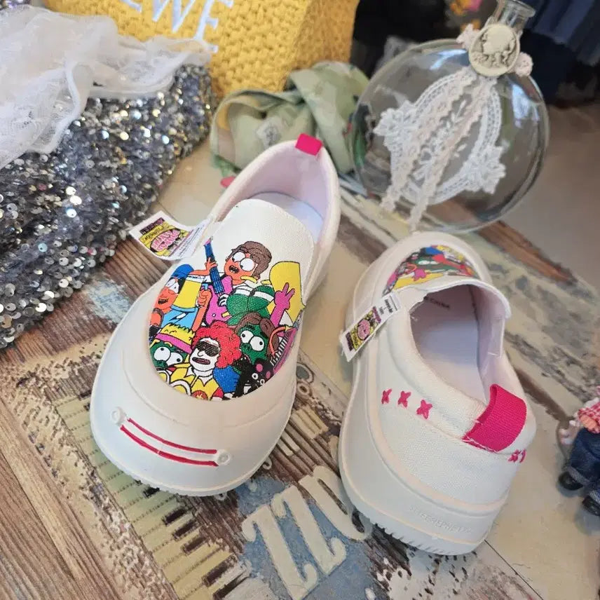 [BUNJANG] Character Slip-on Shoes / 캐릭터 슬립온