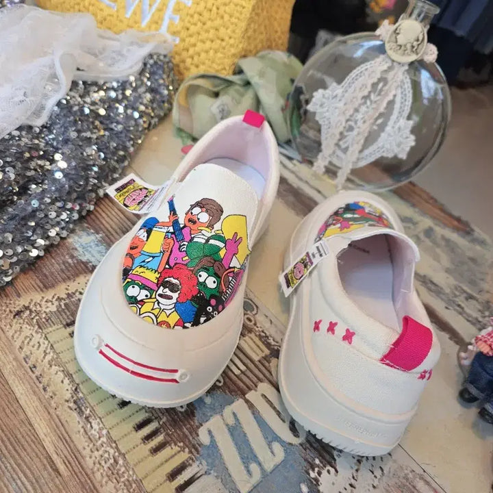[BUNJANG] Character Slip-on Shoes / 캐릭터 슬립온