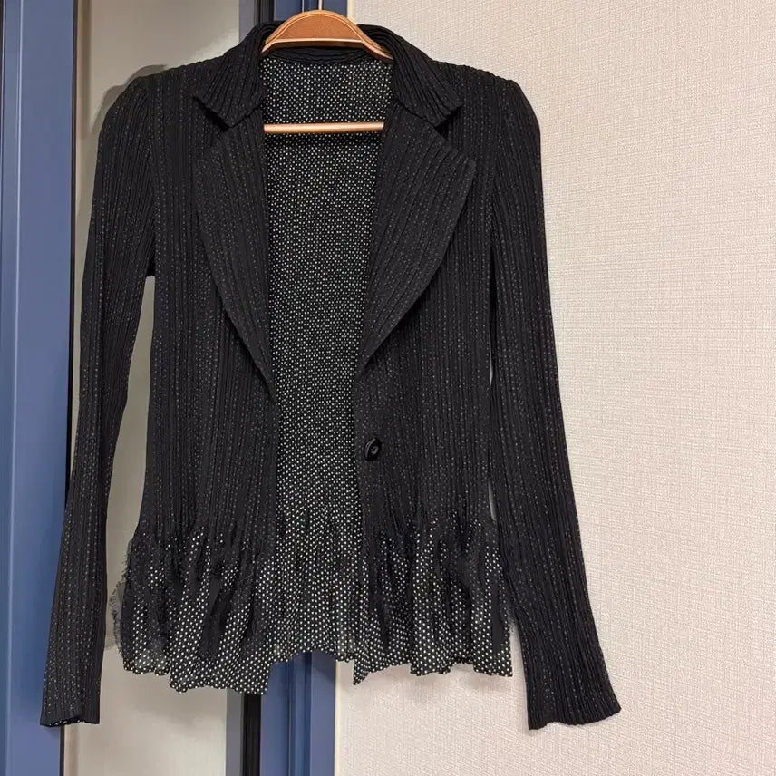 [BUNJANG] Speechio Black Pleats Jacket / 일본 스피치오 블랙 플리츠 여성 자켓 40사이즈