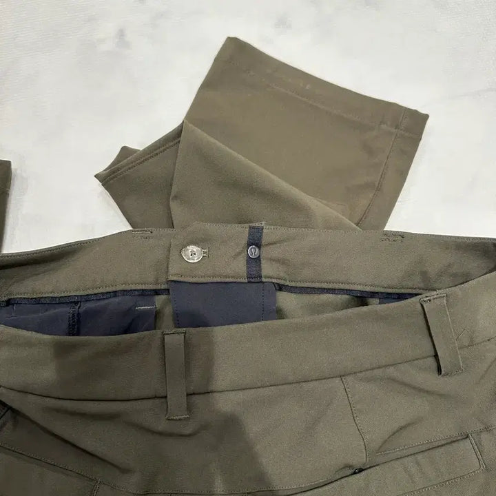 [SOLD OUT] 룰루레몬 남성 바지 31사이즈