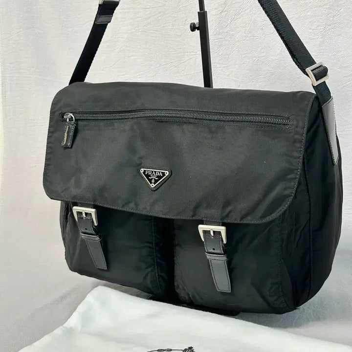 [BUNJANG] Prada Two-Pocket Nylon Messenger Bag / 프라다 투포켓 나일론 포코노 메신저백 남녀공용