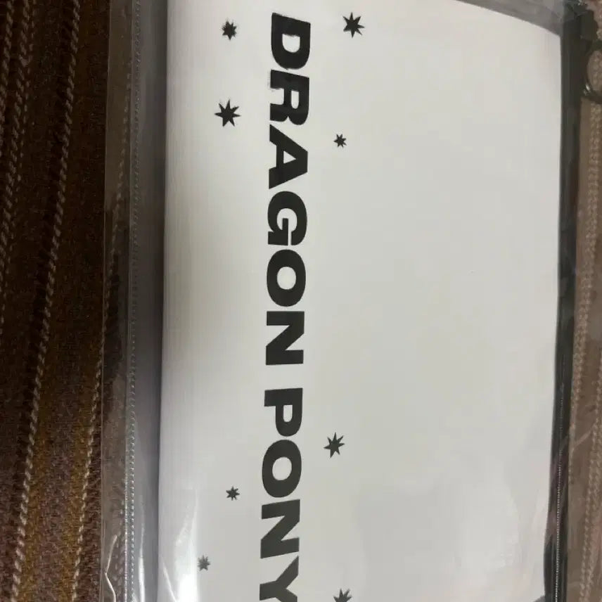 [SOLD OUT] 드래곤포니 1주년 슬로건 미개봉 새거