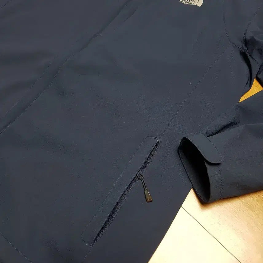 [SOLD OUT] 노스페이스 남성 경량 바람막이 자켓 105