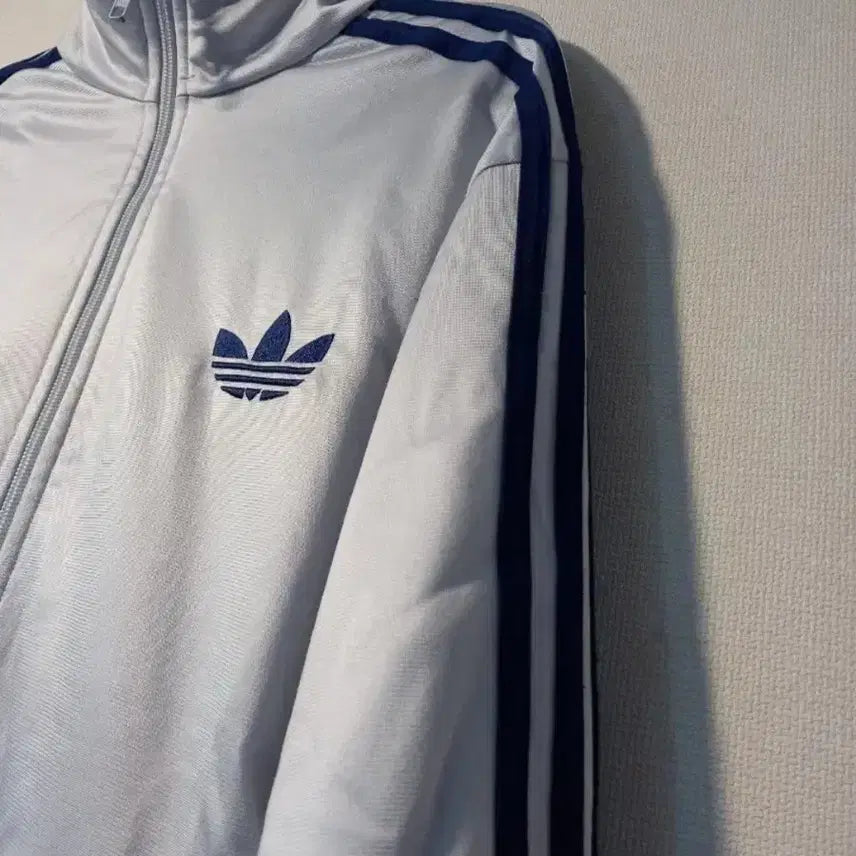 [BUNJANG] Adidas Rare Silver Grey Track Top Jersey / 아디다스 희귀 대장급 실버 그레이 연회색 트랙탑 저지 져지집업 100