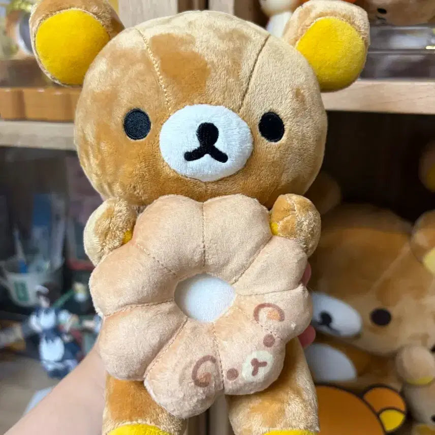 [BUNJANG] Rilakkuma Donut Plush Doll / 리락쿠마 인형 도넛 봉제인형