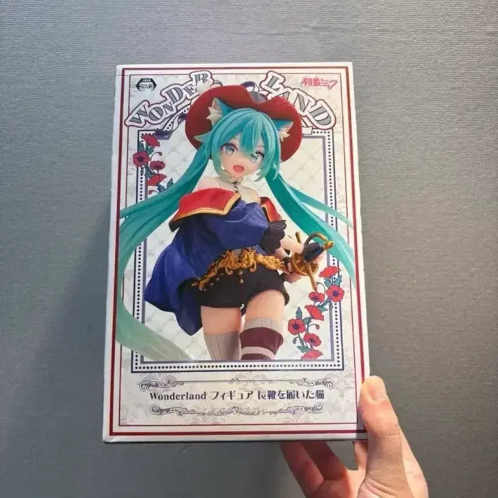 [SOLD OUT] 하츠네 미쿠 원더랜드 시리즈 피규어