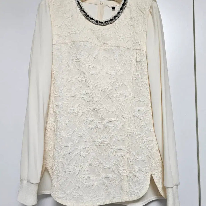 [BUNJANG] Tylen Ivory Blouse (Size 55) / (새상품) 티렌 블라우스 (55)