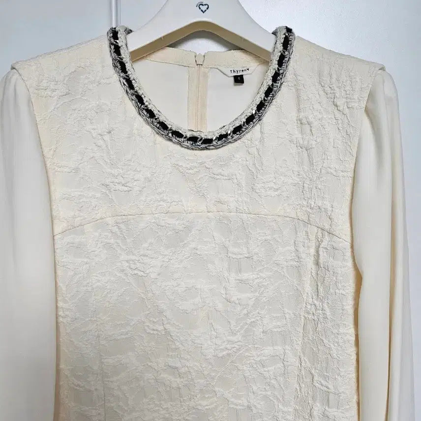 [BUNJANG] Tylen Ivory Blouse (Size 55) / (새상품) 티렌 블라우스 (55)