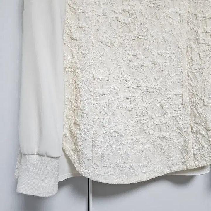 [BUNJANG] Tylen Ivory Blouse (Size 55) / (새상품) 티렌 블라우스 (55)