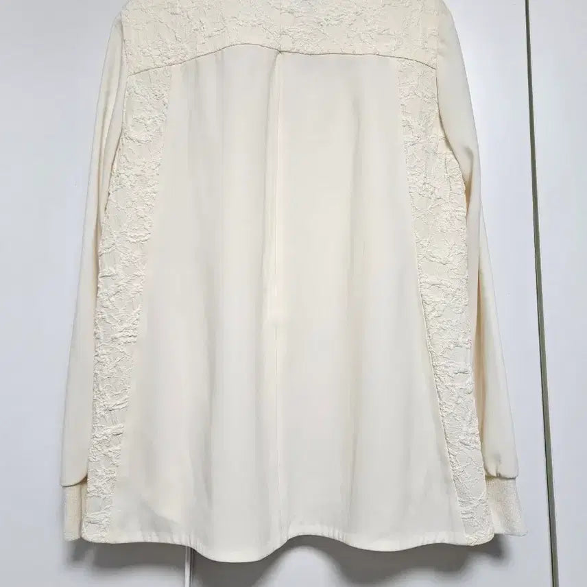 [BUNJANG] Tylen Ivory Blouse (Size 55) / (새상품) 티렌 블라우스 (55)