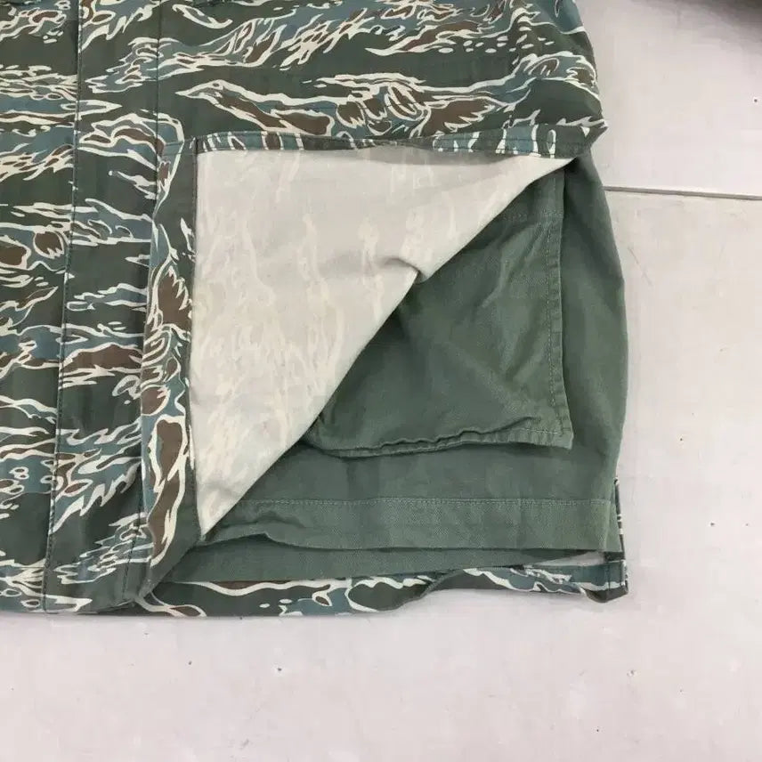 [BUNJANG] UNDEFEATED Tiger Camo M-65 Military Field Jacket / [M] 언디피티드(UNDEFEATED) 타이거 카모 M-65 밀리터리