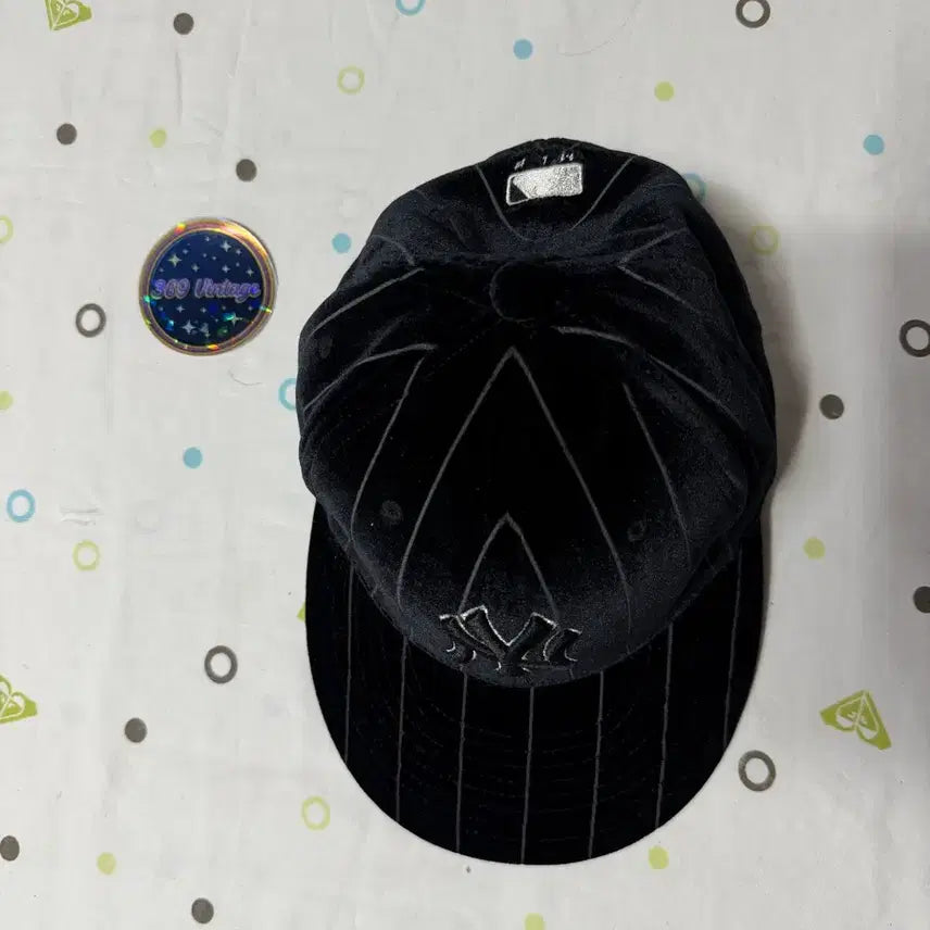 [BUNJANG] New York Yankees Velvet Ball Cap / New York Yankess 뉴욕 양키스 볼캡이에요