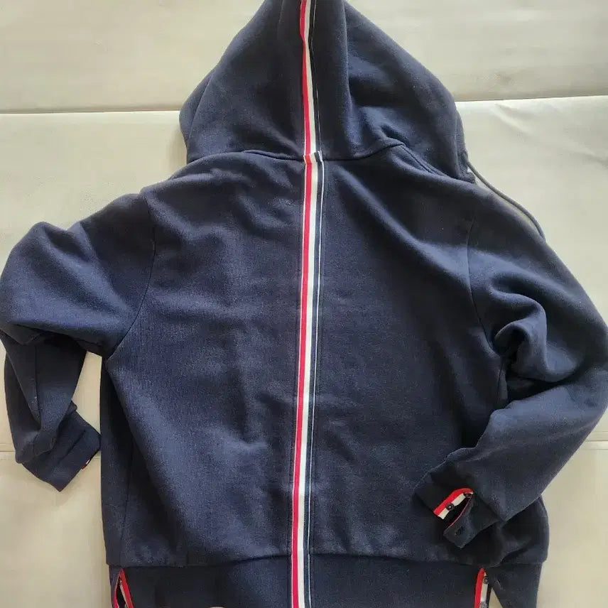 [SOLD OUT] 톰브라운 백삼선 후드집업 2사이즈(정품)