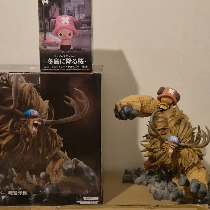 [BUNJANG] One Piece Ichiban Shoji Chopper B Prize Figure (Opened) + Bonus Chopper Figure / 원피스 제일복권 쵸파b상 개봉품 팝니다 +쵸파 피규어 덤