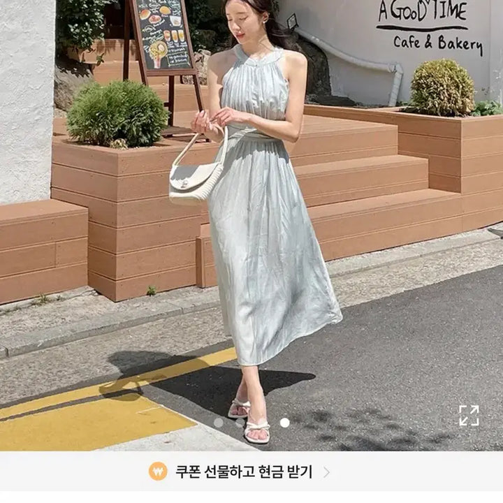 [BUNJANG] Ably Halter Shirring Long Dress / 에이블리 홀터 셔링 롱 원피스