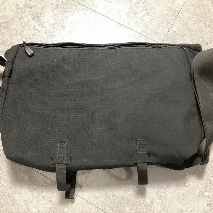 [SOLD OUT] 칼하트 카고 메신저백 B000037000199