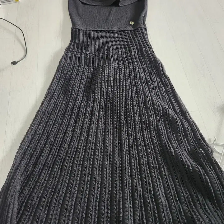 [BUNJANG] DEWL Knit Off-Shoulder Long Dress / 듀엘 원피스