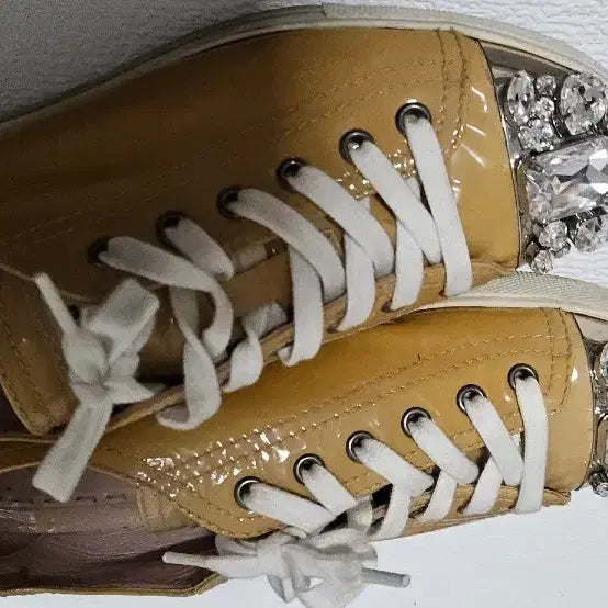 [BUNJANG] Miu Miu Cubic Sneakers (Size 38) / 미우미우 큐빅 스니커즈 38사이즈