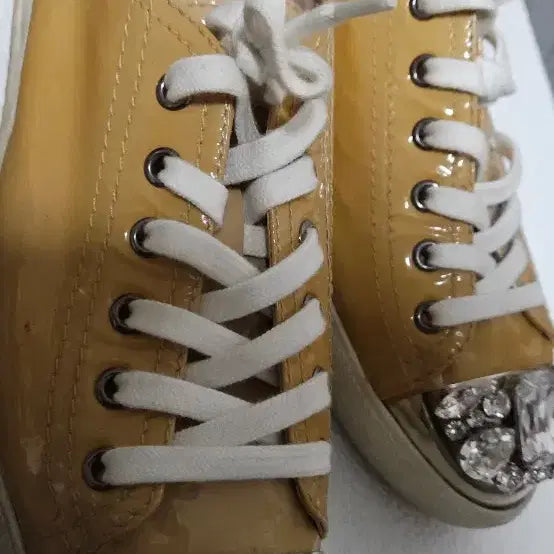 [BUNJANG] Miu Miu Cubic Sneakers (Size 38) / 미우미우 큐빅 스니커즈 38사이즈