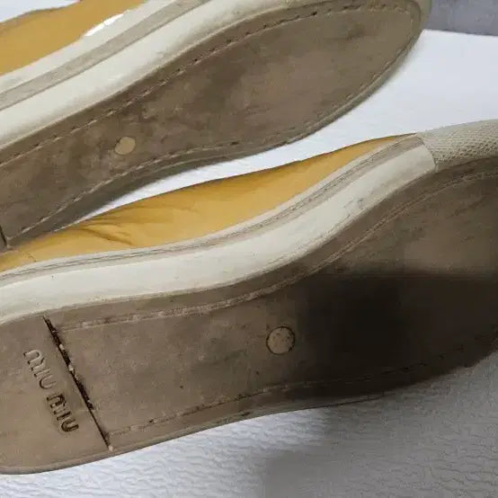 [BUNJANG] Miu Miu Cubic Sneakers (Size 38) / 미우미우 큐빅 스니커즈 38사이즈