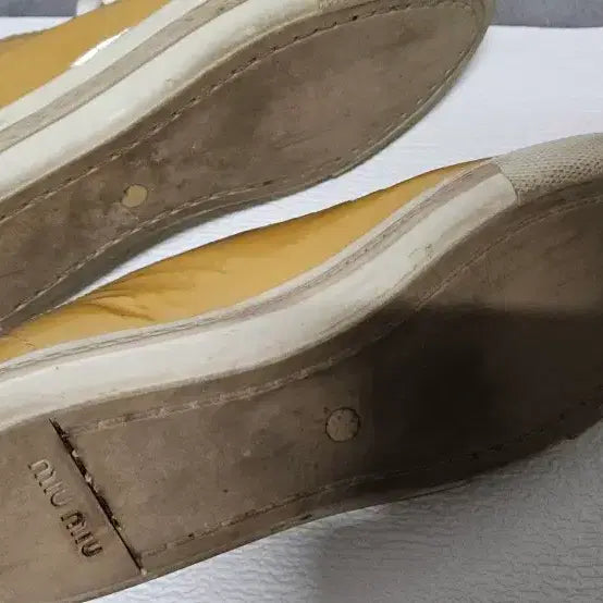[BUNJANG] Miu Miu Cubic Sneakers (Size 38) / 미우미우 큐빅 스니커즈 38사이즈