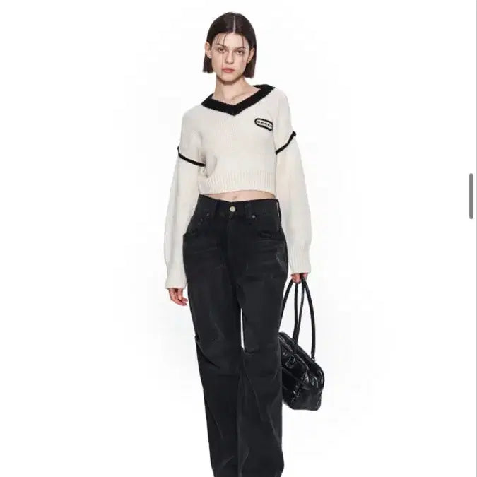 [BUNJANG] Matinkim V-Neck Knit Sweater, Ivory / 공홈품절, 정가 거의 18만원) 마뗑킴 V넥 니트, 아이보리(택달린 새상