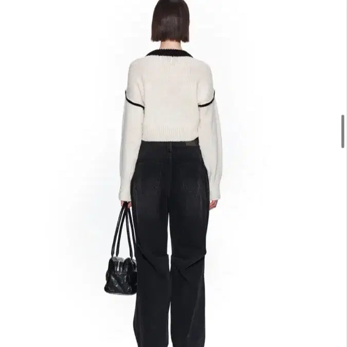 [BUNJANG] Matinkim V-Neck Knit Sweater, Ivory / 공홈품절, 정가 거의 18만원) 마뗑킴 V넥 니트, 아이보리(택달린 새상