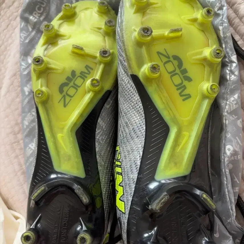 [SOLD OUT] 나이키 머큐리얼 15 ag 엘리트 270 판매해요