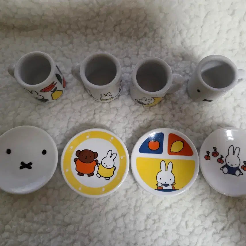 [BUNJANG] Miffy 2018 Ceramic Miniature Tableware Set / 2018 미피 도자기 식기 컬렉션 미니어쳐 세트
