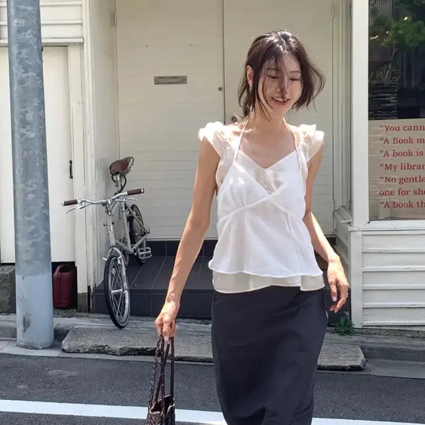 [BUNJANG] UnderB Mayvi Glow Blouse / 언더비 [Mayvi] glow 블라우스
