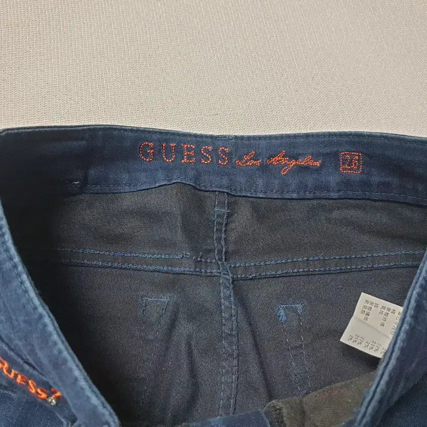 [BUNJANG] Guess Denim Skinny Jeans with Embellishments / 게스 데님 스키니진 규빅 허리26