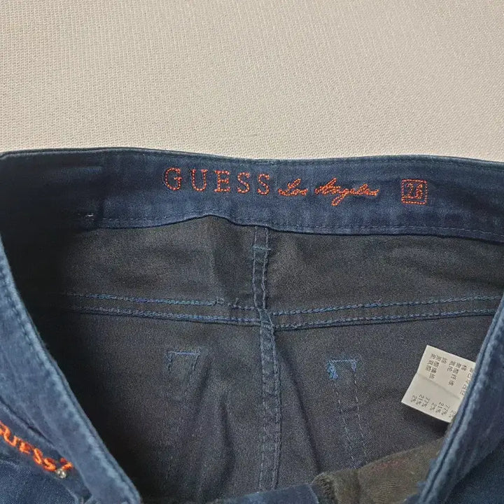 [BUNJANG] Guess Denim Skinny Jeans with Embellishments / 게스 데님 스키니진 규빅 허리26