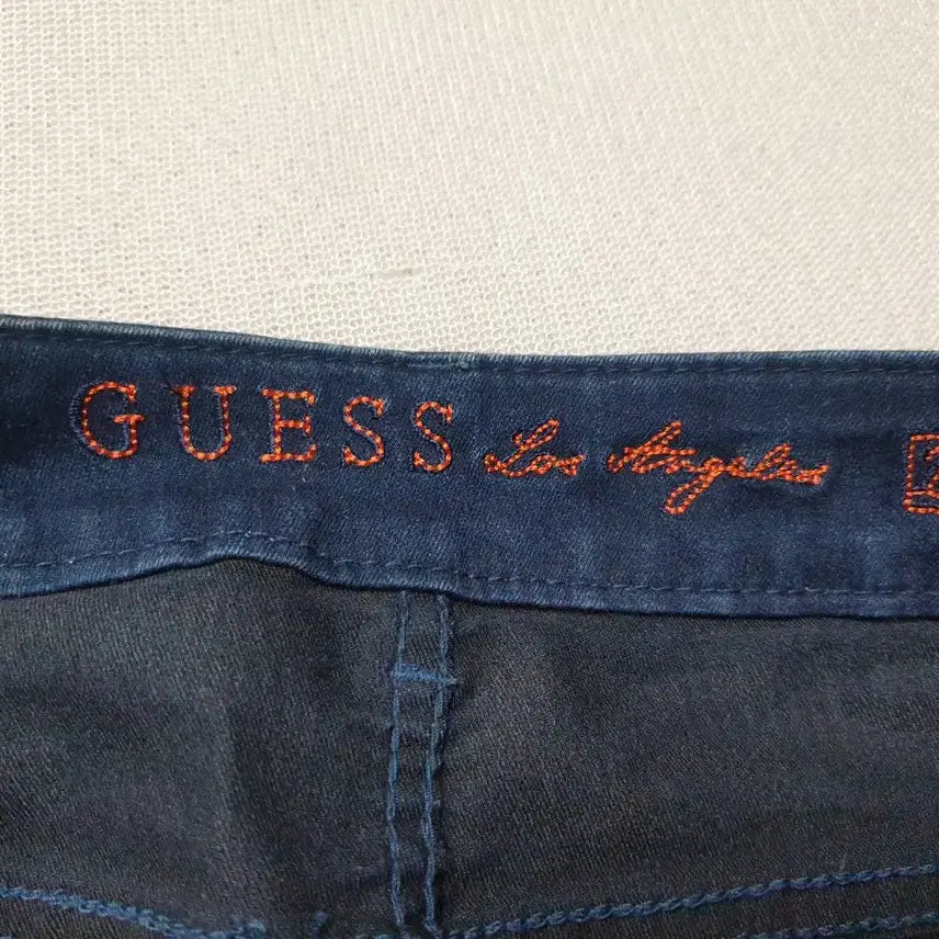 [BUNJANG] Guess Denim Skinny Jeans with Embellishments / 게스 데님 스키니진 규빅 허리26