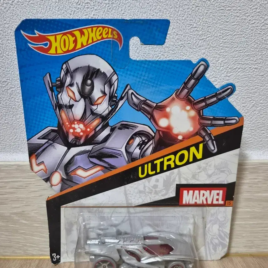 [BUNJANG] Hot Wheels Marvel Avengers Ultron Minicar (Sealed) / 마블 어벤져스 핫휠 울트론 미니카(미개봉)