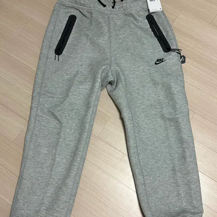 [BUNJANG] Nike Tech Fleece Pants FB8013-063 XL / [택포 세제품] 나이키 테크바지 FB8013-063 XL