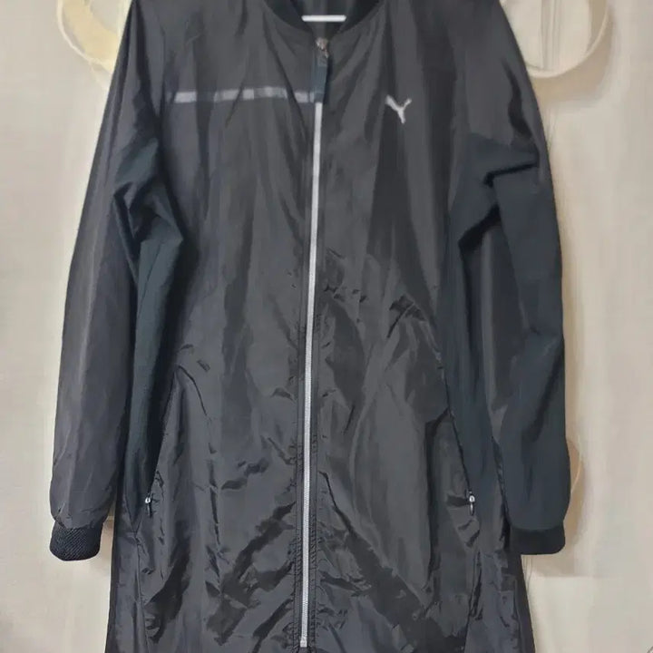 [BUNJANG] Puma Black Long Windbreaker Jumper Women&