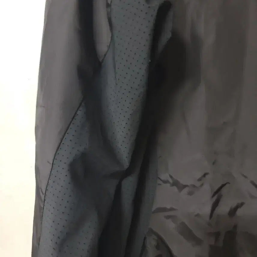 [BUNJANG] Puma Black Long Windbreaker Jumper Women&