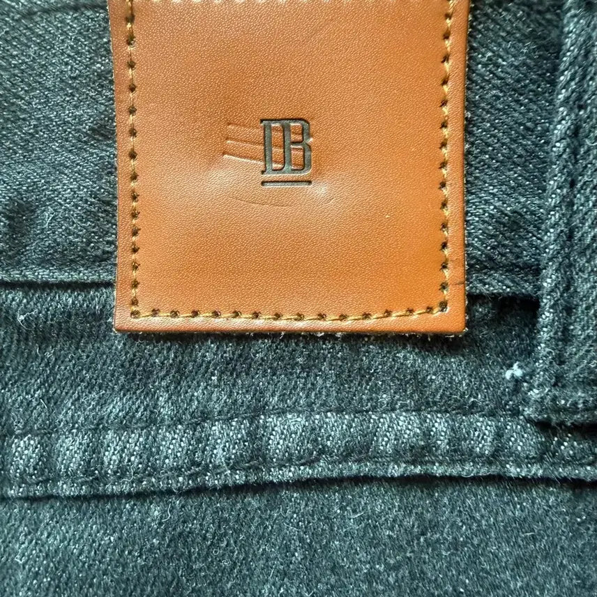 [BUNJANG] Dimitri Black Bermuda Shorts / 디미트리블랙 바이오 워싱 버뮤다팬츠 L