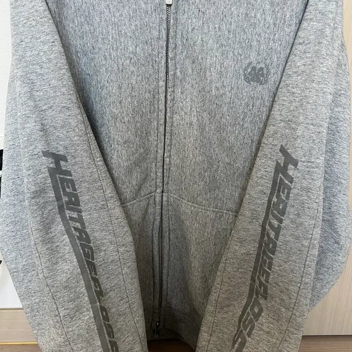 [BUNJANG] Heritagefloss Grey Hooded Zip-Up (M) / 헤리티지플로스 그레이 후드집업(M)