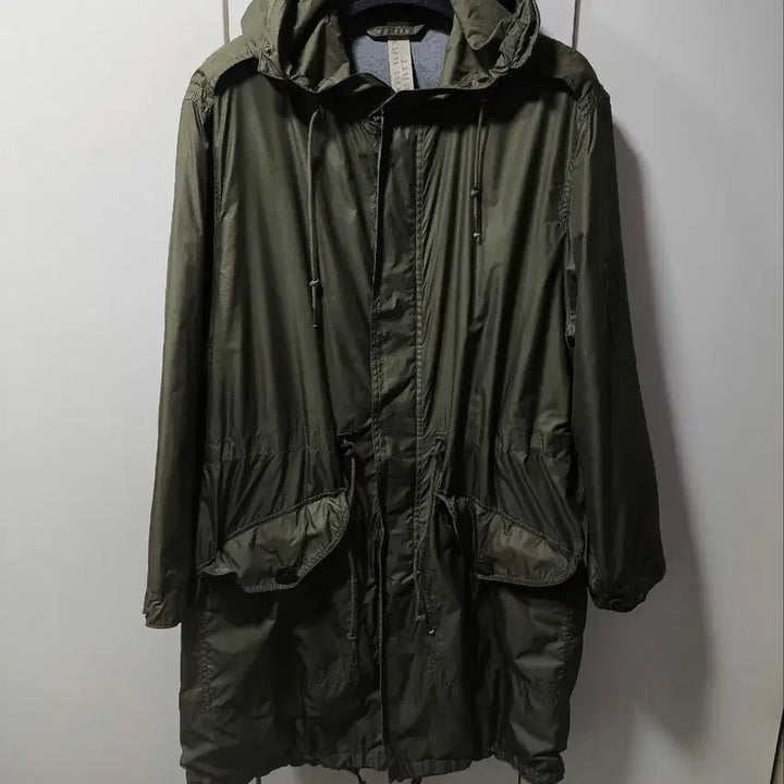 [SOLD OUT] L 버버리 나일론 스트링 후드 야상 모즈코트 카키
