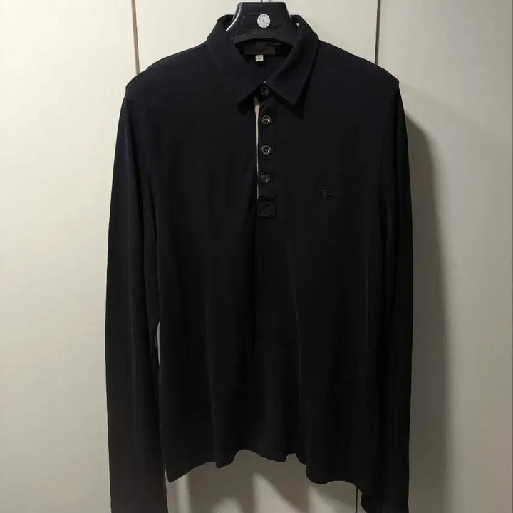 [SOLD OUT] XL 버버리 카라넥 티셔츠 블랙