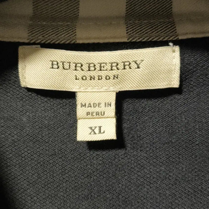 [SOLD OUT] XL 버버리 카라넥 티셔츠 블랙