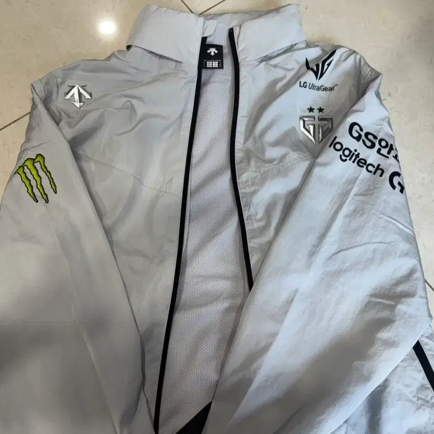 [BUNJANG] Gen.G Worlds Uniform Windbreaker M / 2025 젠지 월즈 유니폼 바람막이 M